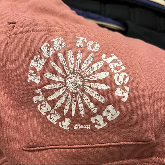 Roxy We Arrived cropped hoodie and shorts set. New without tags. NWOT. Sz Small - Picture 5 of 8